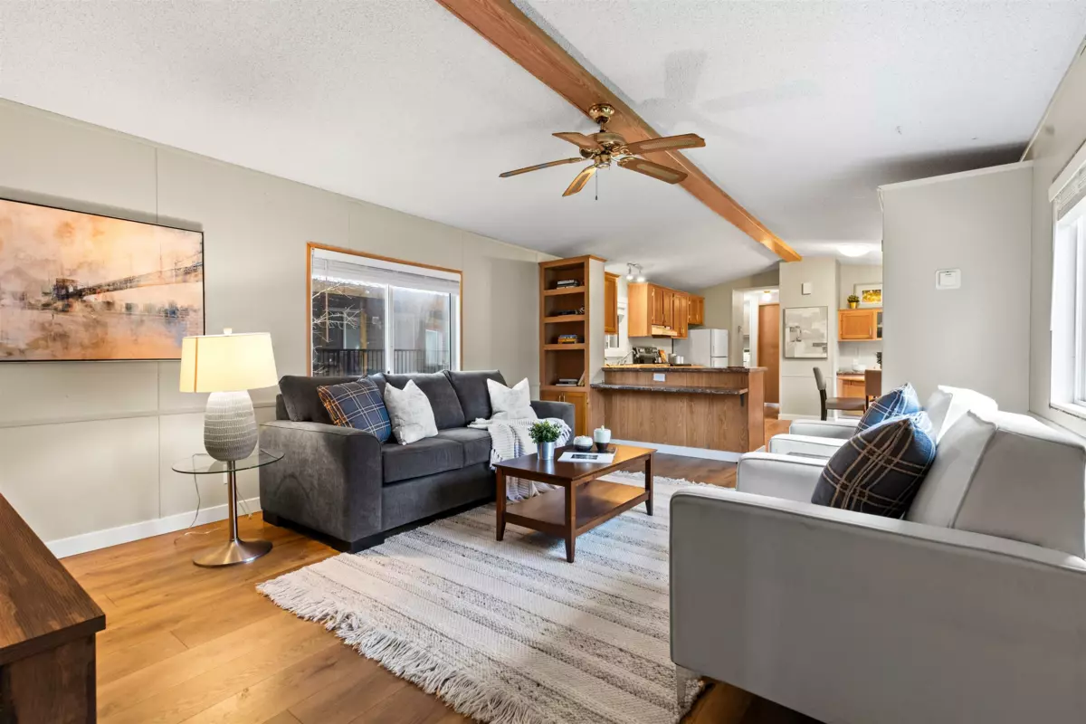 Living Room Photo of 216 45835 Sleepy Hollow Road, Cultus Lake, BC