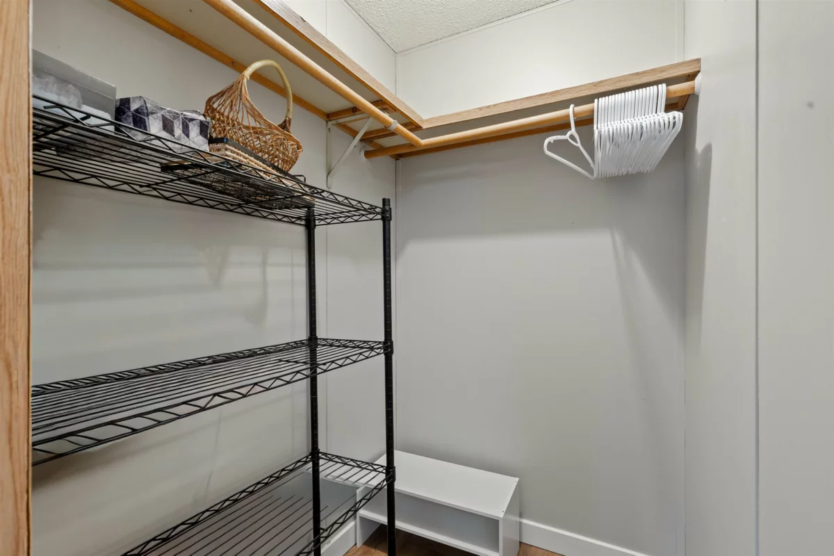 Loft / Bonus Room Photo of 216 45835 Sleepy Hollow Road, Cultus Lake, BC