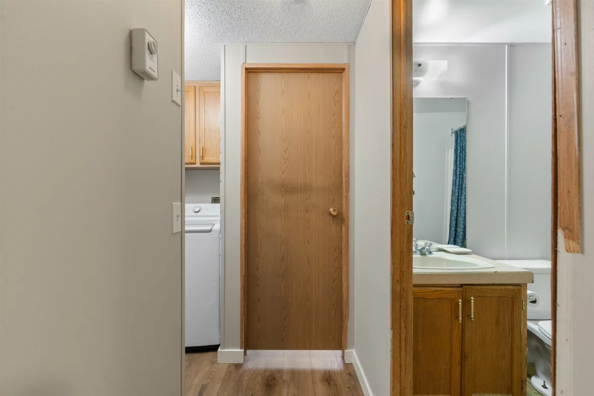 Mudroom Photo of 216 45835 Sleepy Hollow Road, Cultus Lake, BC