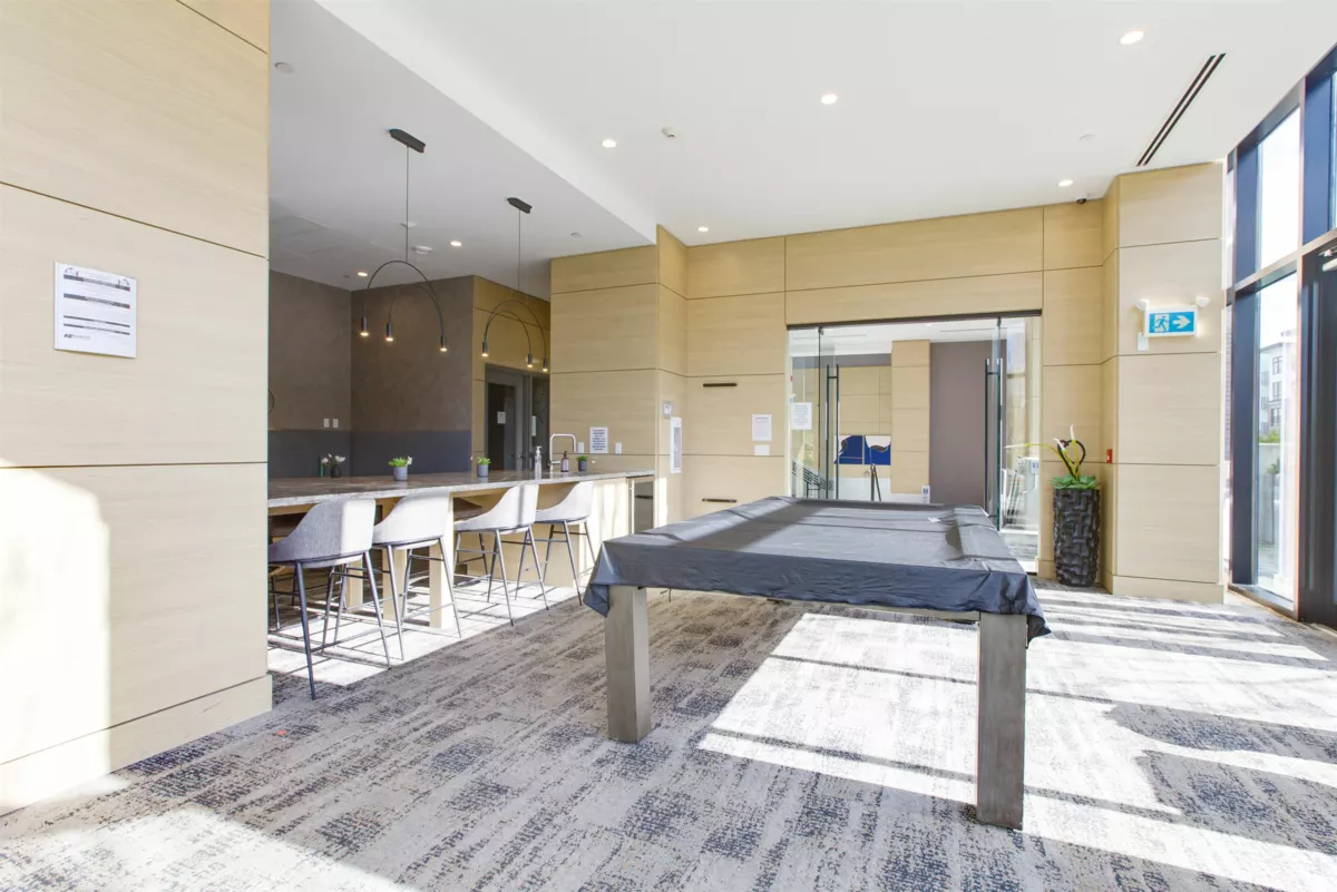 Front Yard Photo of 422 9213 Odlin Road, Richmond, BC