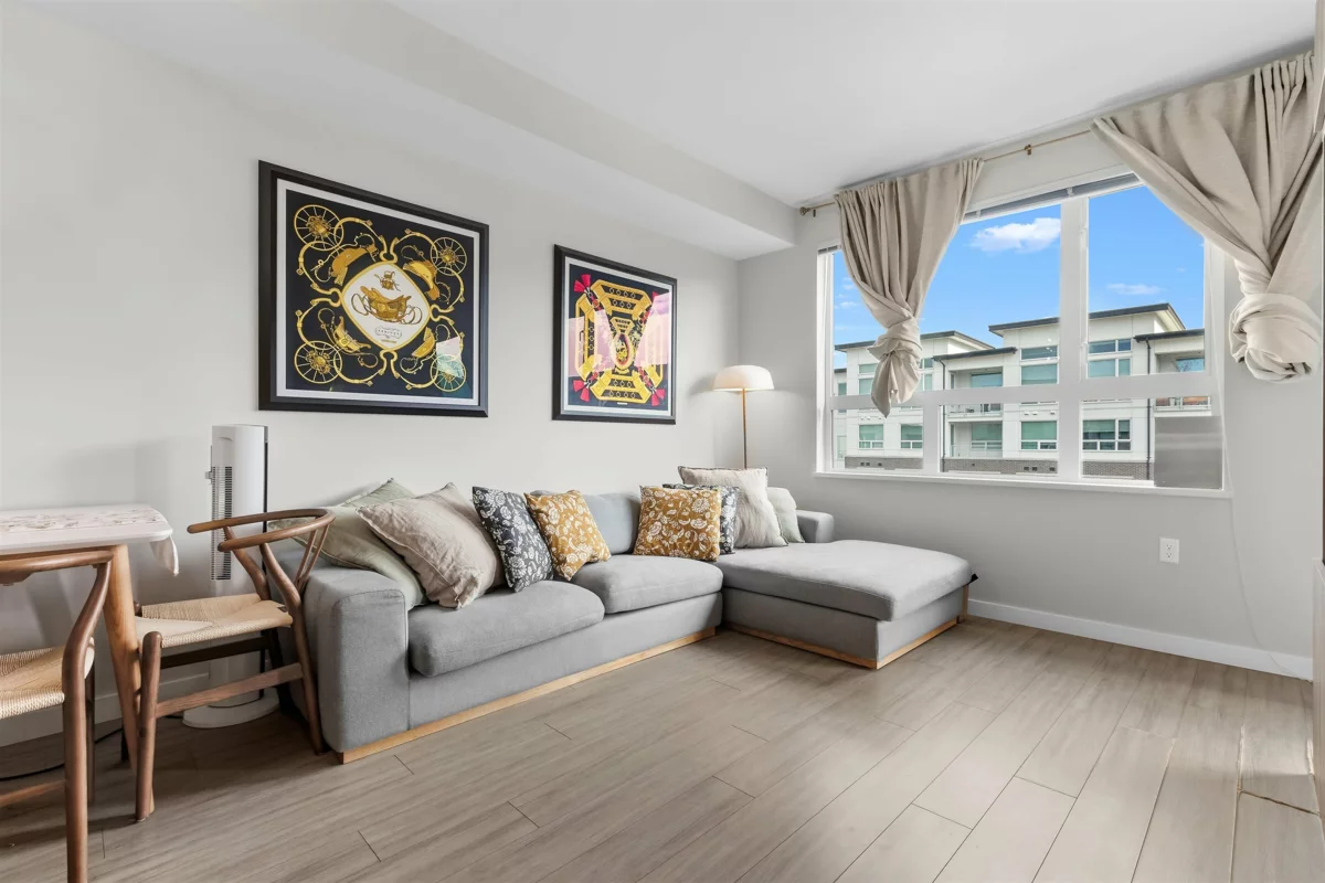 Kitchen Photo of 422 9213 Odlin Road, Richmond, BC