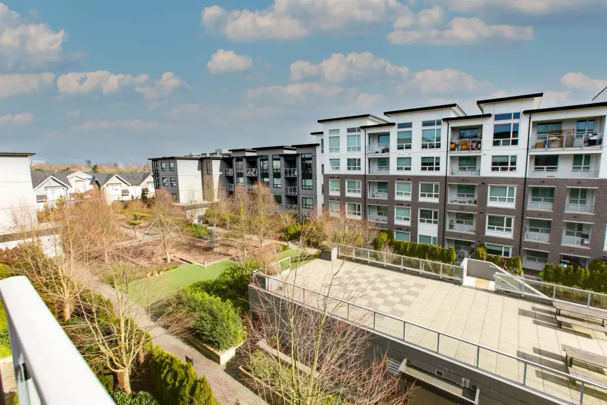 Laundry Room Photo of 422 9213 Odlin Road, Richmond, BC