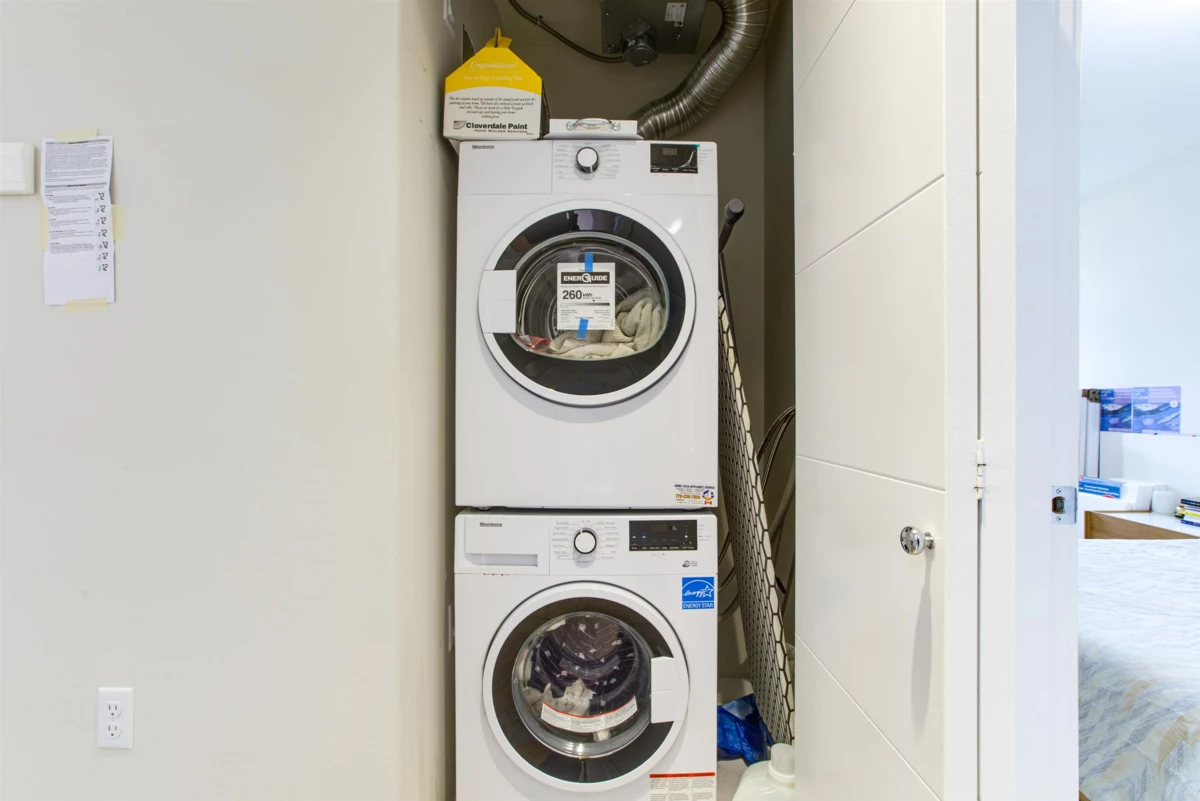 Loft / Bonus Room Photo of 422 9213 Odlin Road, Richmond, BC