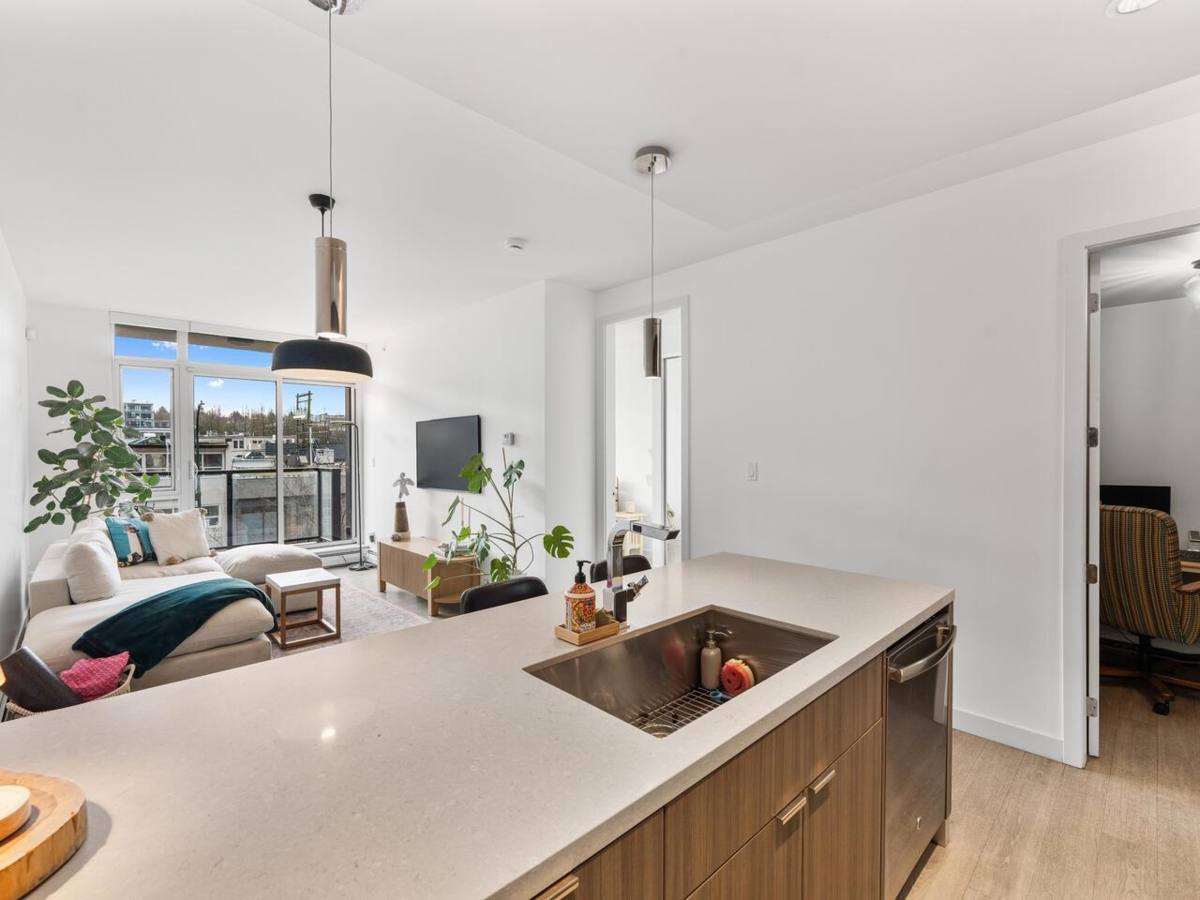 Kitchen Photo of 201 1788 Ontario Street, Vancouver, BC