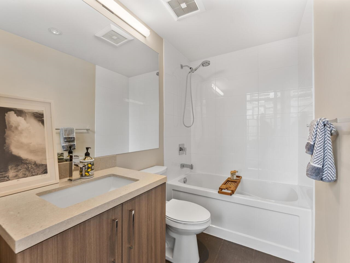 Powder Room Photo of 201 1788 Ontario Street, Vancouver, BC