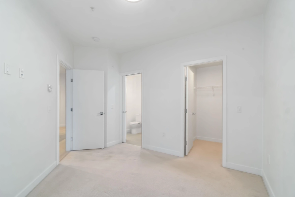 Entry Foyer Photo of 114 603 Regan Avenue, Coquitlam, BC