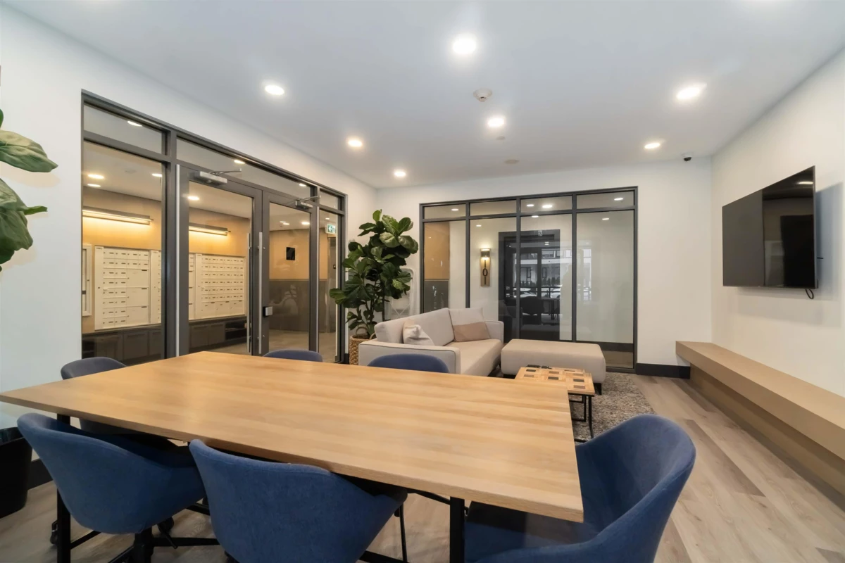 Hallway Photo of 114 603 Regan Avenue, Coquitlam, BC