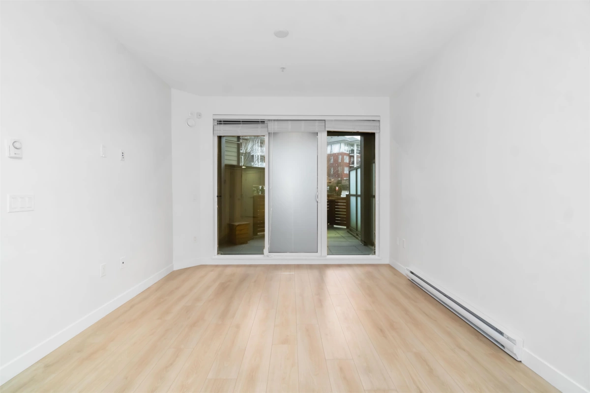 Primary Bathroom Photo of 114 603 Regan Avenue, Coquitlam, BC