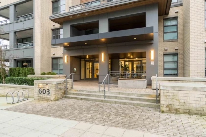 Office / Den Photo of 114 603 Regan Avenue, Coquitlam, BC