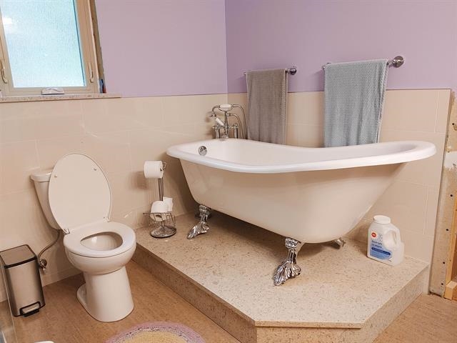 Breakfast Nook Photo of 12702 Cathy Crescent, Mission, BC