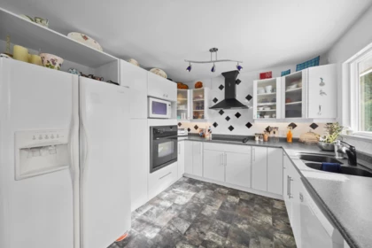 Office / Den Photo of 2160 Dorset Avenue, Port Coquitlam, BC