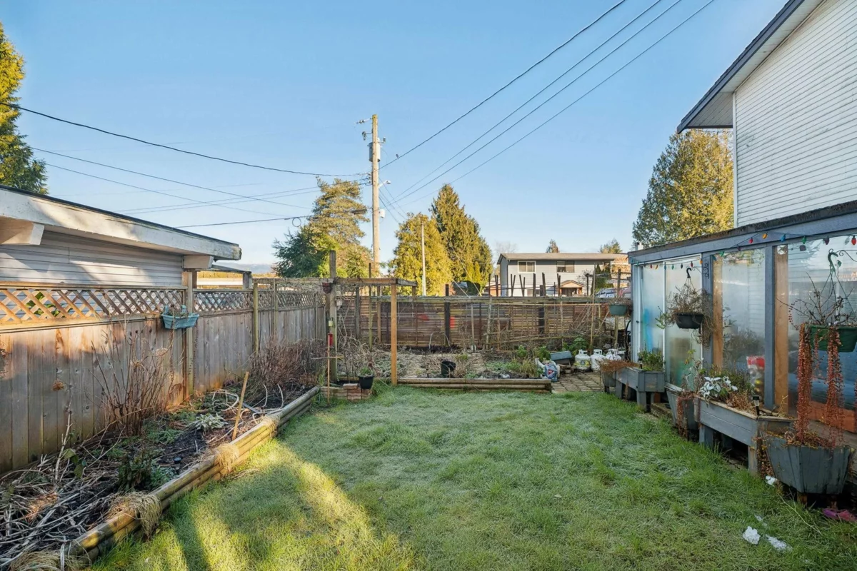 Primary Bathroom Photo of 22680 Brown Avenue, Maple Ridge, BC