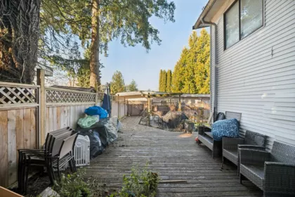 Breakfast Nook Photo of 22680 Brown Avenue, Maple Ridge, BC