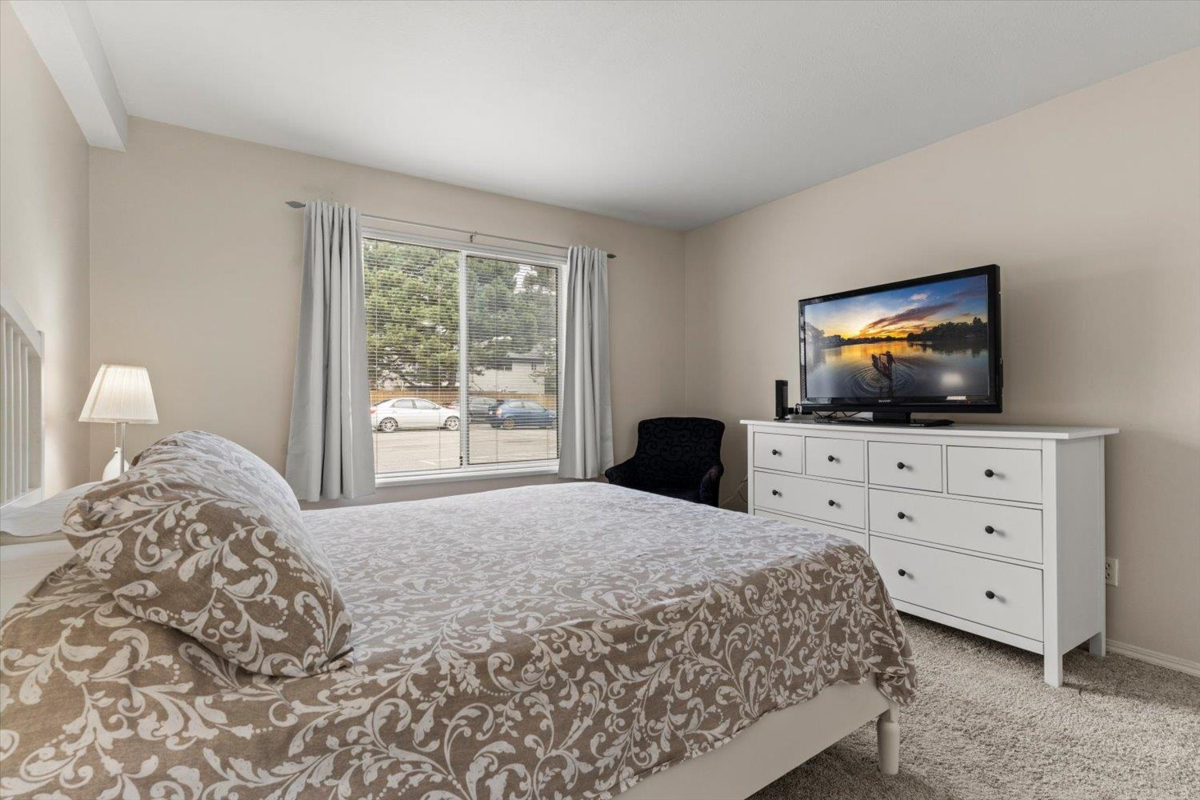 Loft / Bonus Room Photo of 111 45702 Watson Road, Chilliwack, BC