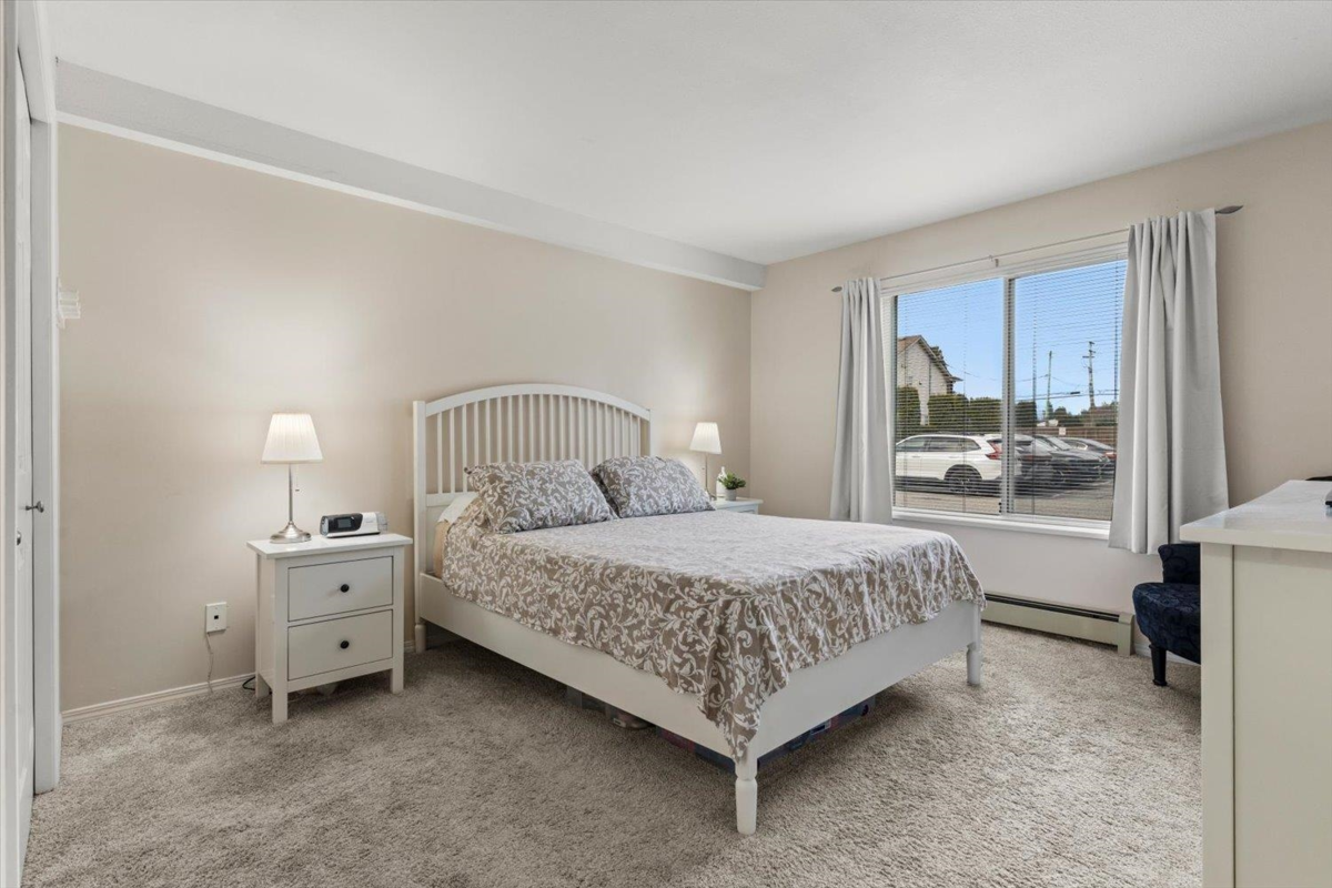 Office / Den Photo of 111 45702 Watson Road, Chilliwack, BC