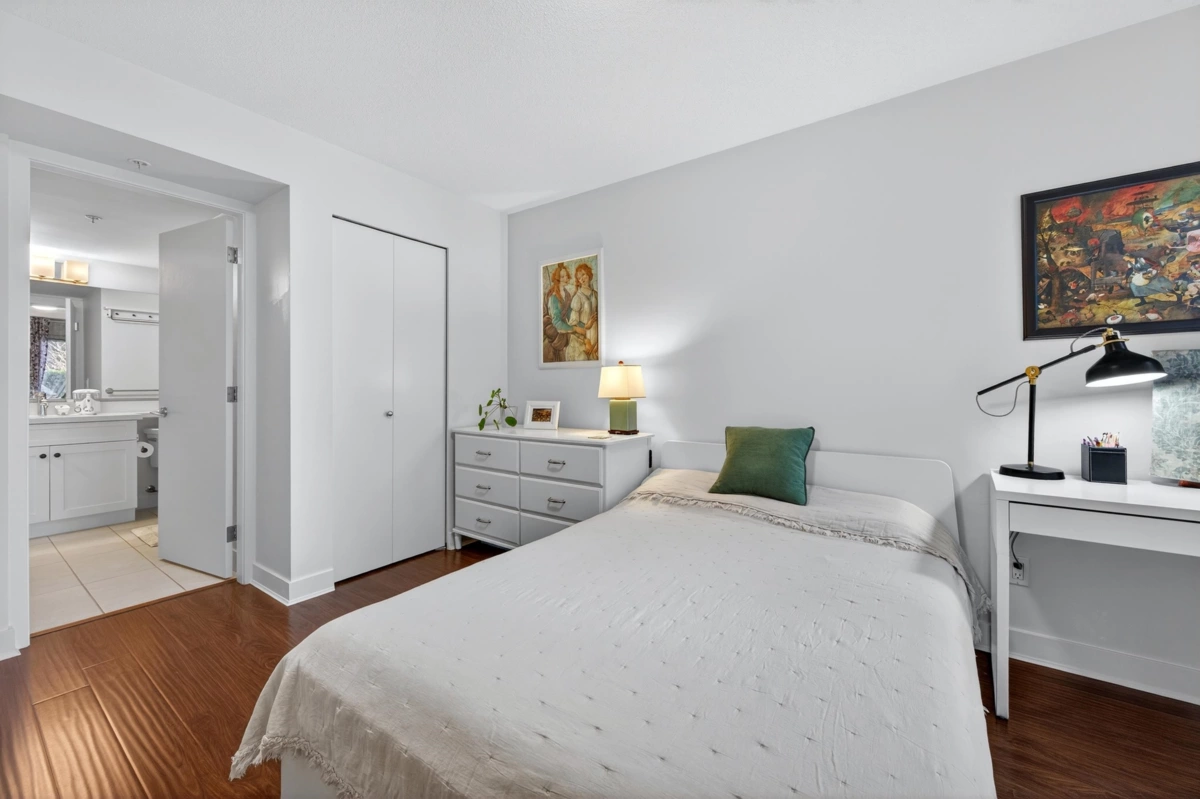 Basement Recreation Room Photo of 116 500 Royal Avenue, New Westminster, BC