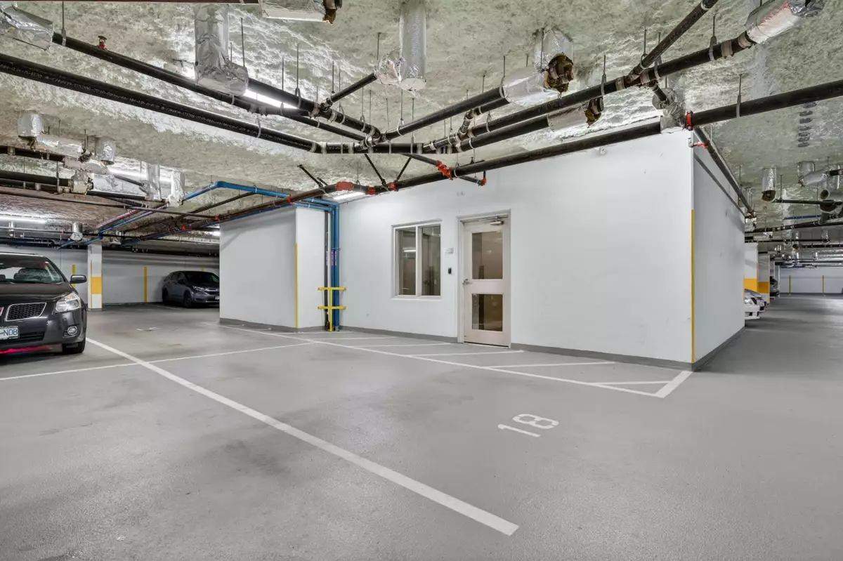 Front Yard Photo of 116 500 Royal Avenue, New Westminster, BC