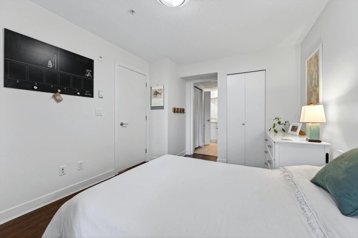 Laundry Room Photo of 116 500 Royal Avenue, New Westminster, BC