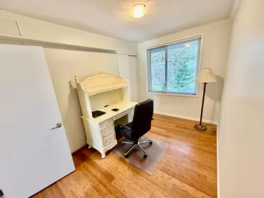 Powder Room Photo of 1876 Beaulynn Place, North Vancouver, BC