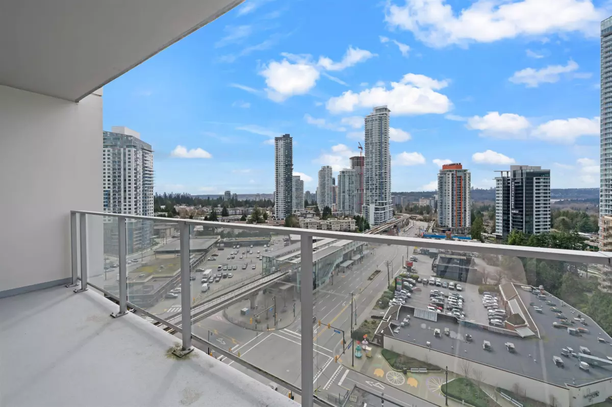 Guest Bathroom Photo of 1309 567 Clarke Road, Coquitlam, BC