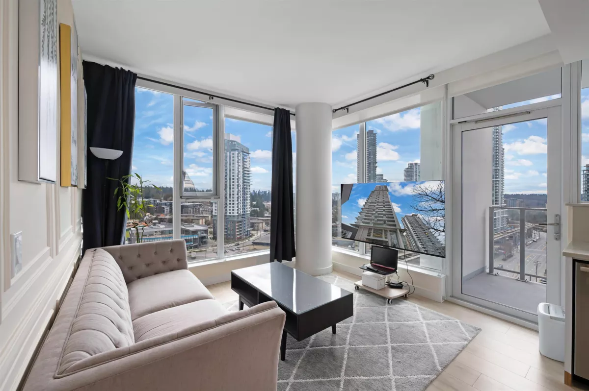Kitchen Photo of 1309 567 Clarke Road, Coquitlam, BC