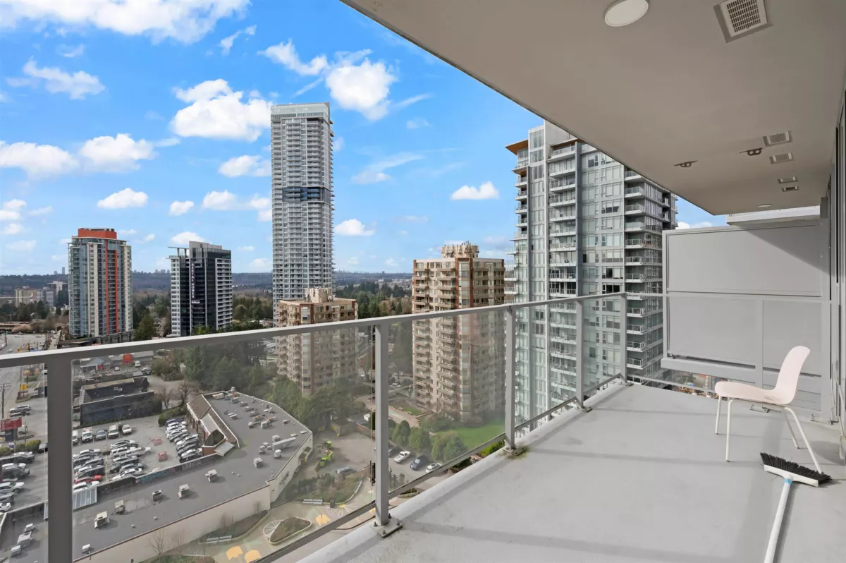 Powder Room Photo of 1309 567 Clarke Road, Coquitlam, BC