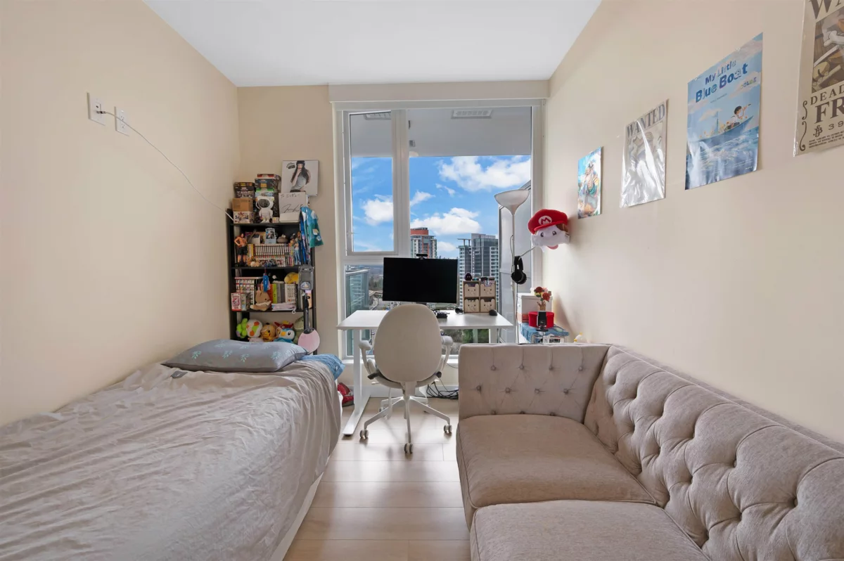 Primary Bedroom Photo of 1309 567 Clarke Road, Coquitlam, BC