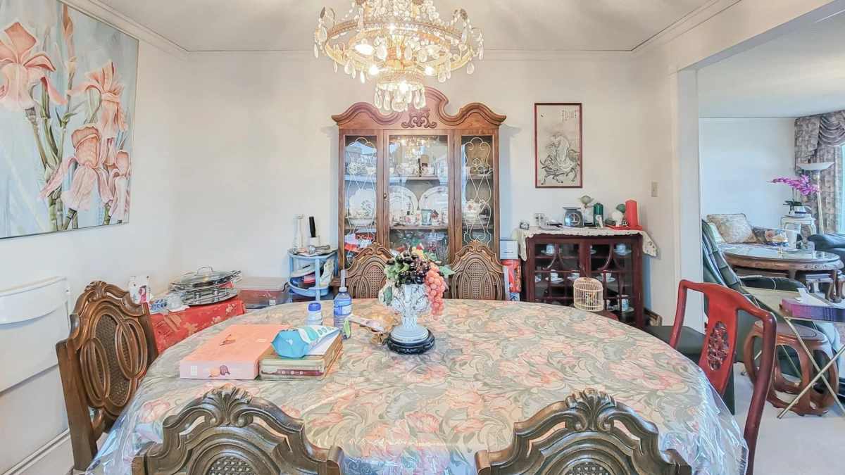 Entry Foyer Photo of 2155 Burquitlam Drive, Vancouver, BC