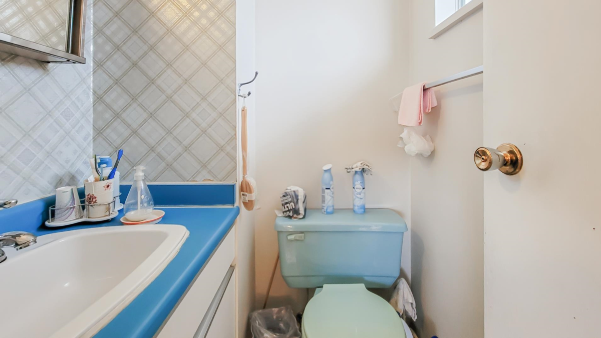 Swimming Pool Photo of 2155 Burquitlam Drive, Vancouver, BC