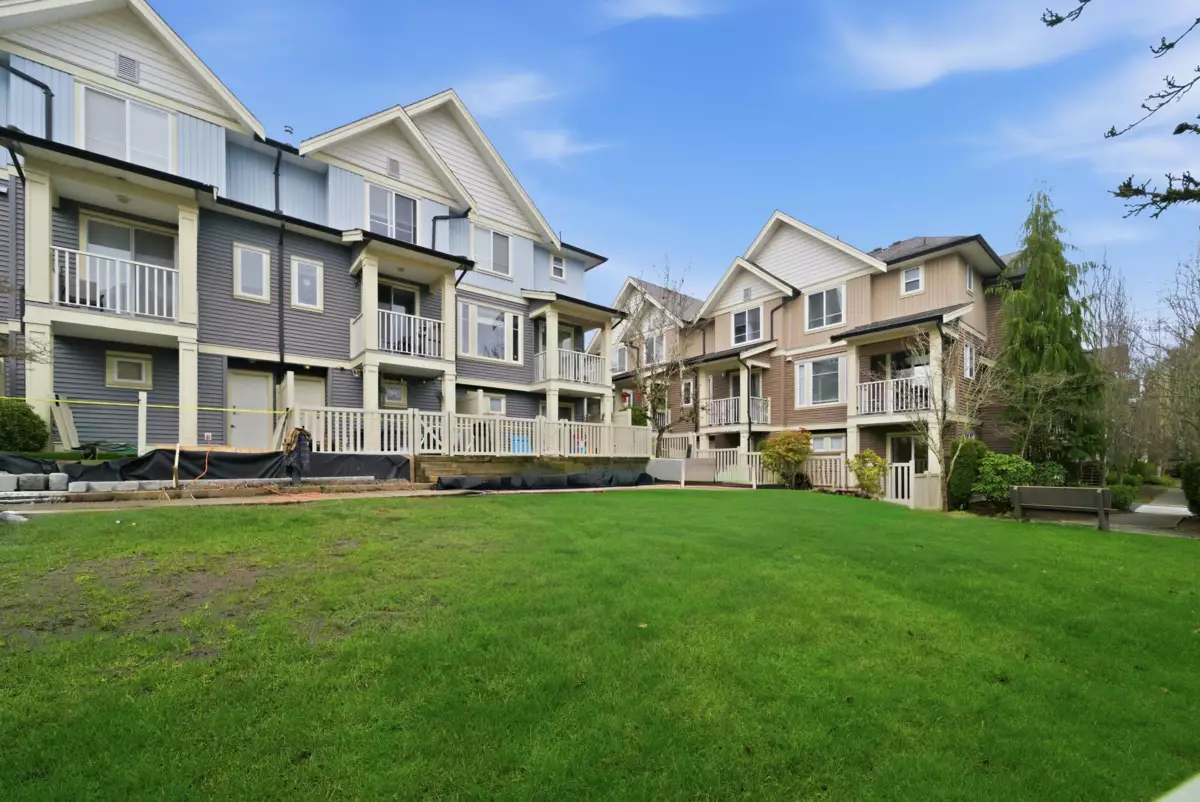 Office / Den Photo of 38 6575 192 Street, Surrey, BC