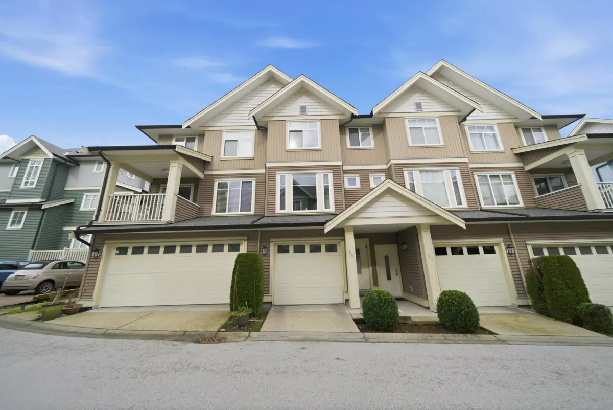 Outdoor Deck Photo of 38 6575 192 Street, Surrey, BC