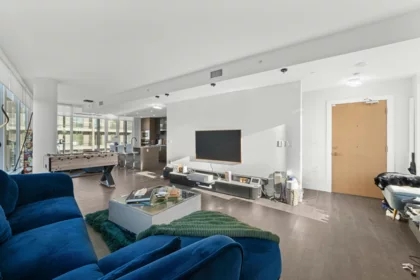 609 3438 Sawmill Crescent, Vancouver, BC