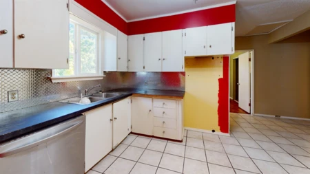 Primary Bedroom Photo of 15463 16a Avenue, Surrey, BC
