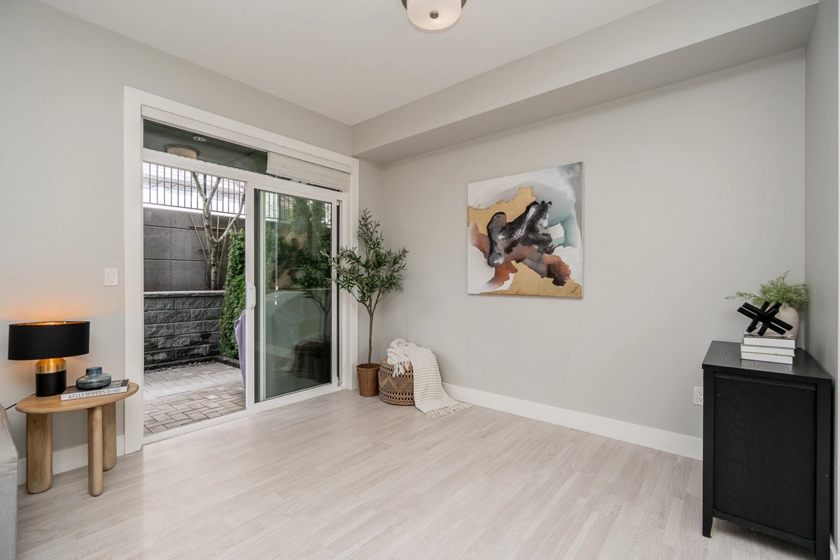 Dining Area Photo of 124 3525 Chandler Street, Coquitlam, BC