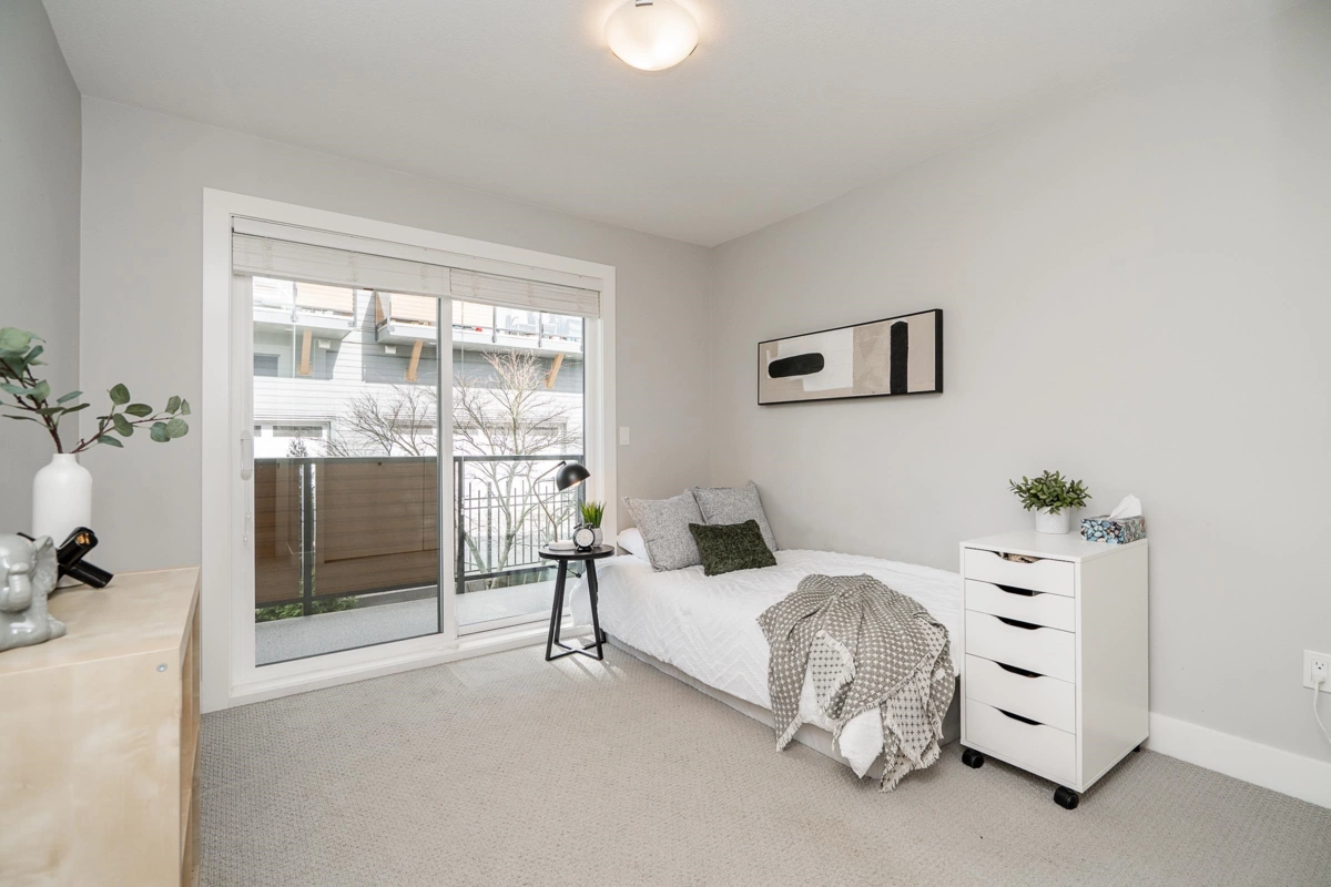 Entry Foyer Photo of 124 3525 Chandler Street, Coquitlam, BC