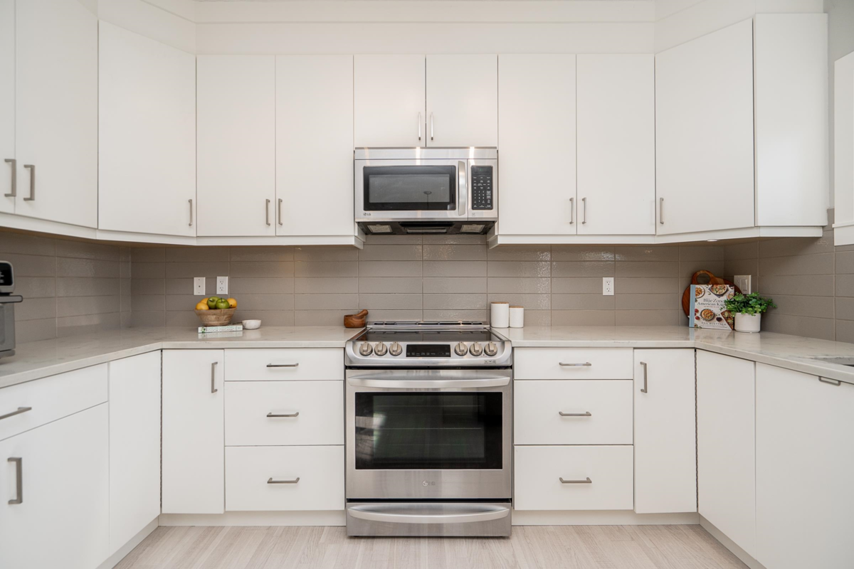 Primary Bathroom Photo of 124 3525 Chandler Street, Coquitlam, BC