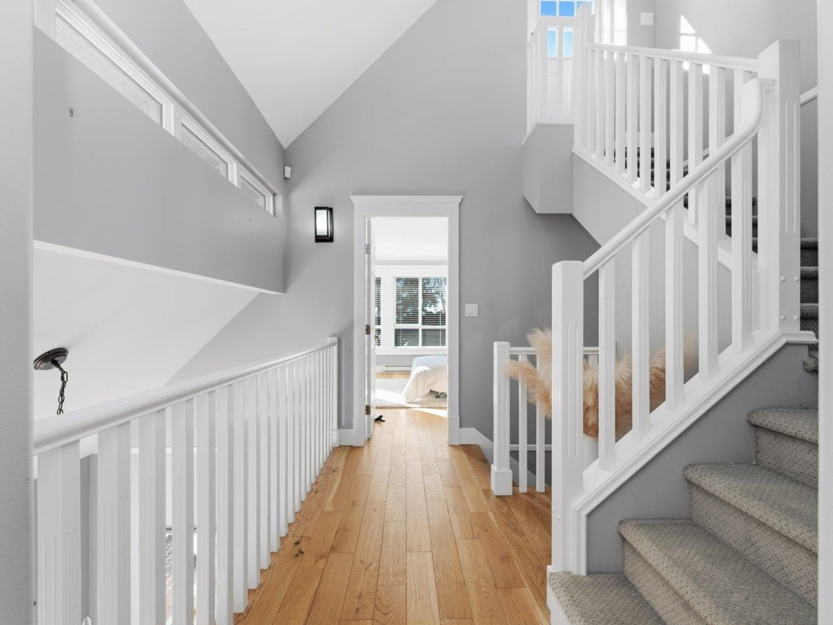 Guest Bathroom Photo of 280 E 5th Street, North Vancouver, BC