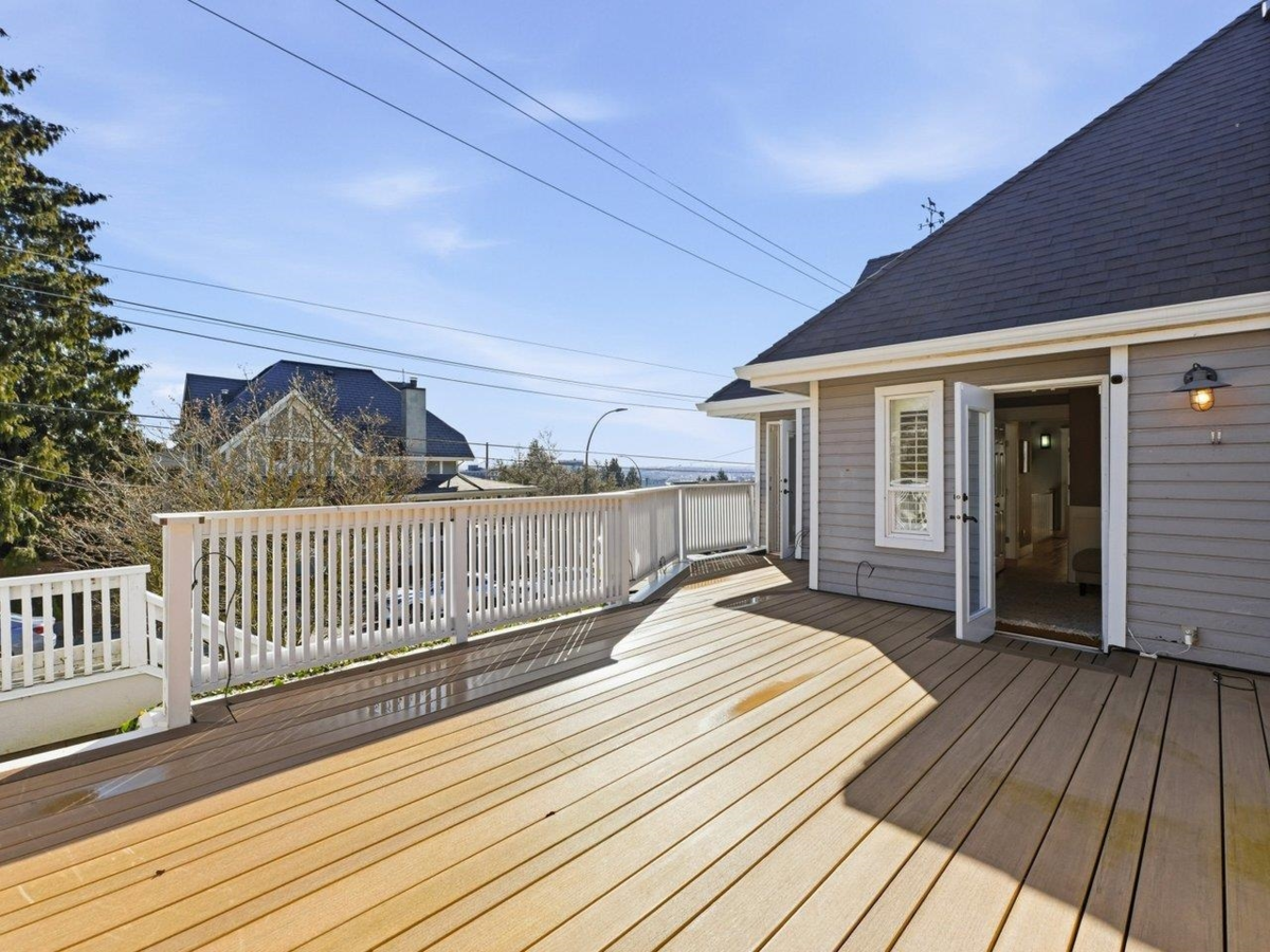 Hallway Photo of 280 E 5th Street, North Vancouver, BC