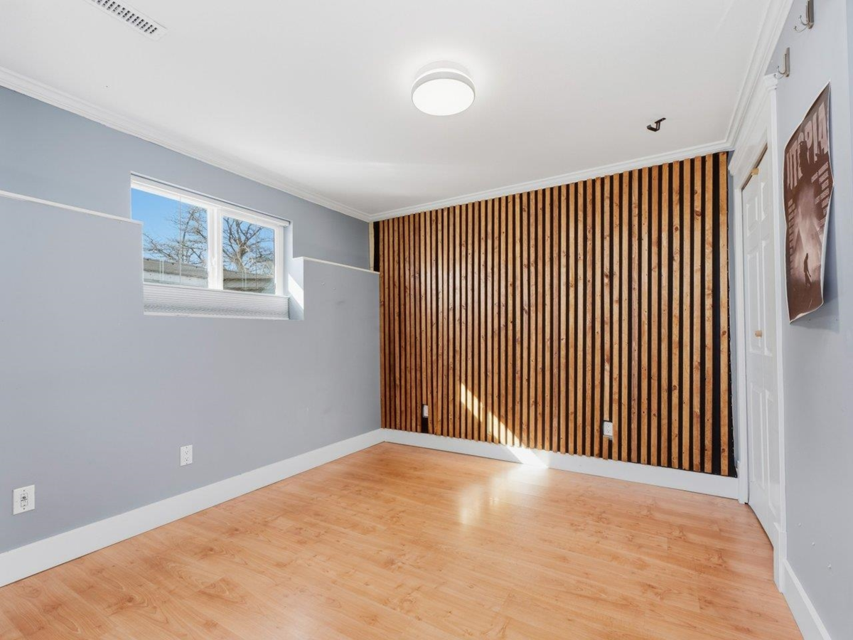 Staircase Photo of 280 E 5th Street, North Vancouver, BC