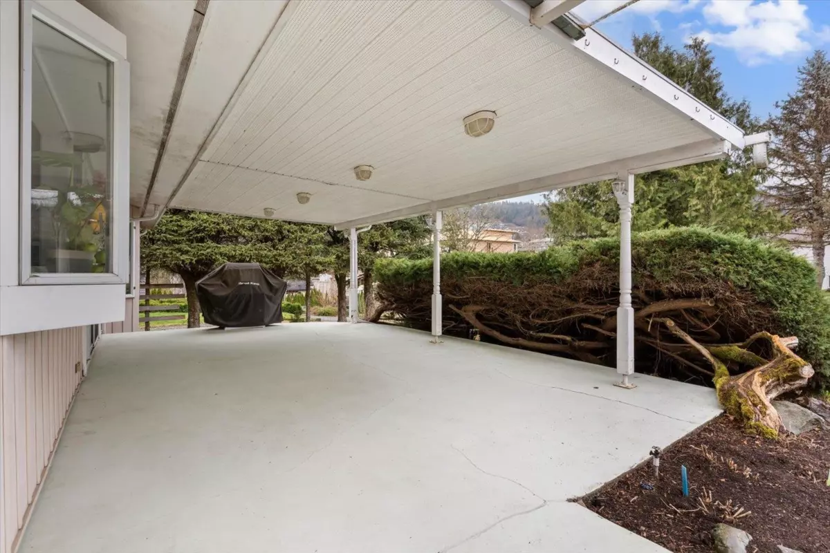 Exterior Rear Photo of 46486 Uplands Road, Chilliwack, BC