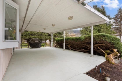 46486 Uplands Road, Chilliwack, BC, Chilliwack — Single Family Residence for sale