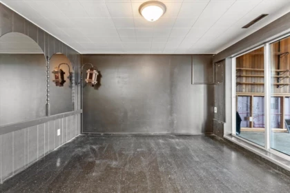 Garage Interior Photo of 46486 Uplands Road, Chilliwack, BC
