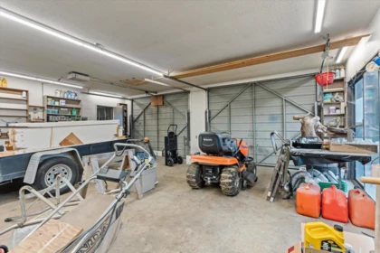 Hot Tub / Spa Photo of 46486 Uplands Road, Chilliwack, BC