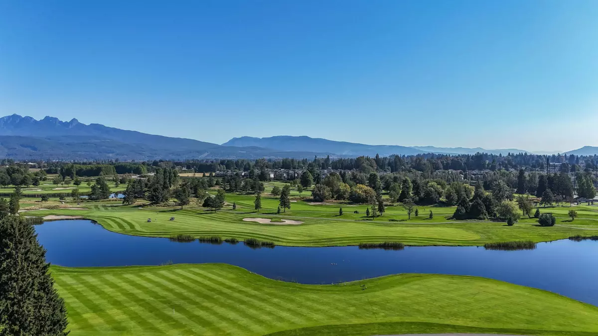 Breakfast Nook Photo of 12338 194a Street, Pitt Meadows, BC