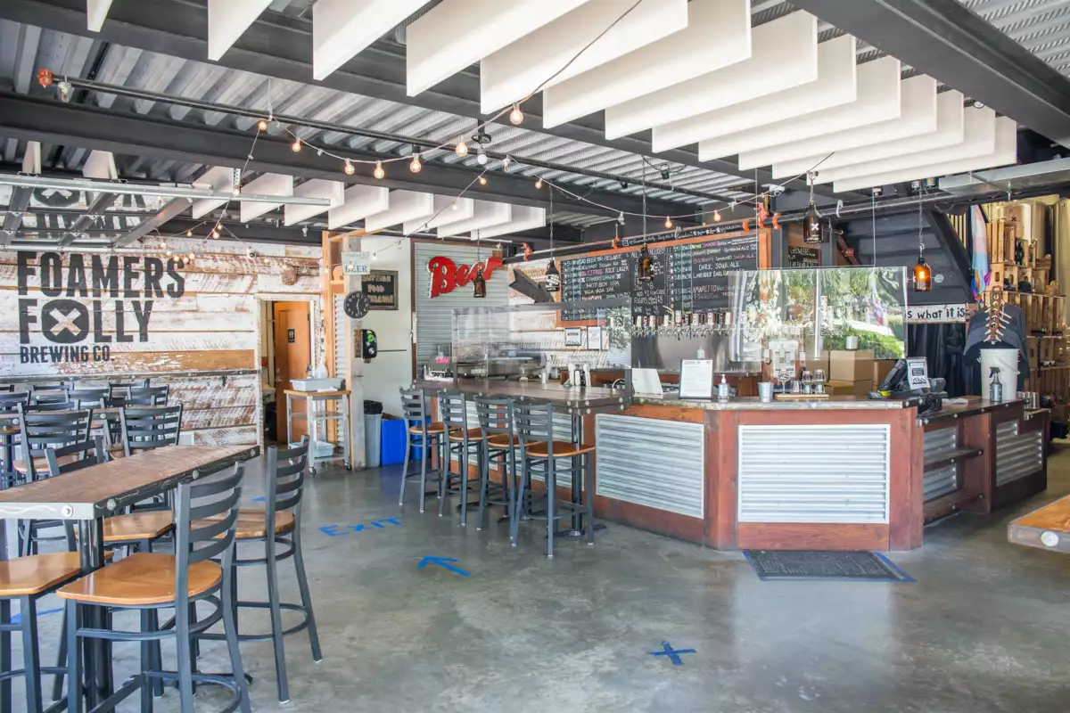 Entry Foyer Photo of 12338 194a Street, Pitt Meadows, BC