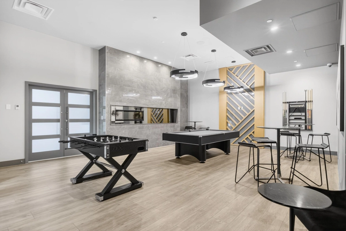 Front Yard Photo of 1706 530 Whiting Way, Coquitlam, BC