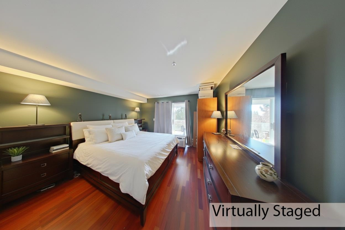 Dining Area Photo of 312 11519 Burnett Street, Maple Ridge, BC