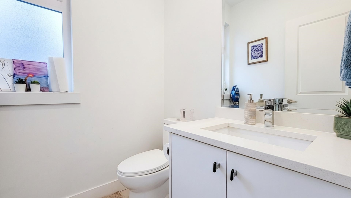 Pantry Photo of 72 24108 104 Avenue, Maple Ridge, BC