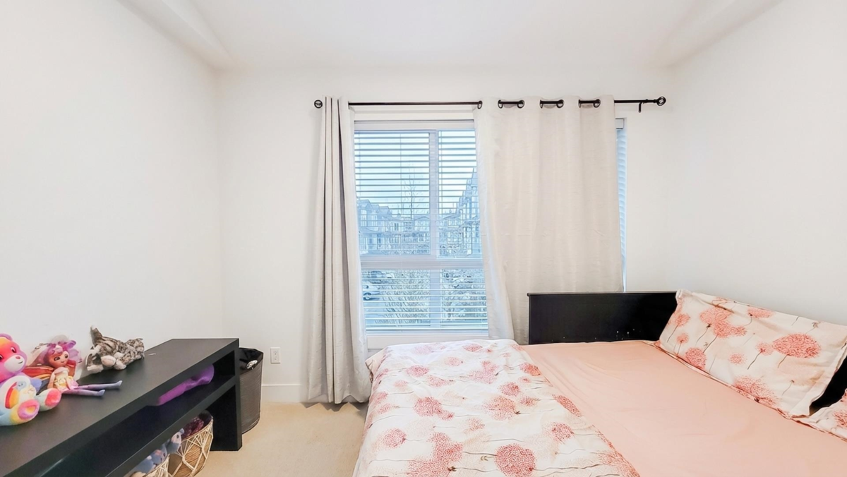 Primary Bedroom Photo of 72 24108 104 Avenue, Maple Ridge, BC