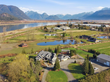 Community Amenities Photo (Clubhouse) of 15000 Patrick Road, Pitt Meadows, BC